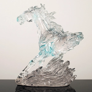 Minimalist light luxury resin horse statue abstract art sculpture for home and hotel lobby