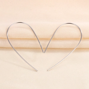 Orecchini a cerchio a cuore in argento sterling S925 con elegante design lineare