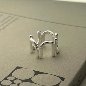 Minimalist S925 sterling silver U-shaped ring featuring a polished multi-arch stacked design