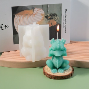Cute dragon silicone mold for DIY scented candles and handmade plaster crafts