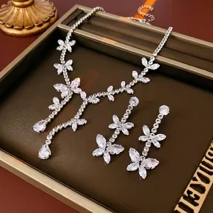 Silver Butterfly Zircon Jewelry Necklace And Earrings With Silver Earring Post Copper Alloy Rhinestone Inlaid Fashion For Women