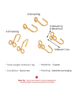 Tableau des tailles pour trois anneaux de nez infini dorés et bagues d'oreille