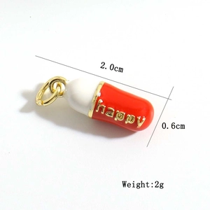 Ciondolo a capsula rosso e bianco con scritta Happy, dimensioni 2,0 cm x 0,6 cm