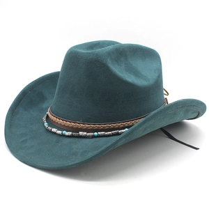 Chapeau de cowboy en daim vert foncé avec bande ethnique perlée et large bord