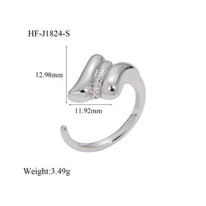 Détails d'une bague ouverte en acier argenté avec dimensions et poids du produit