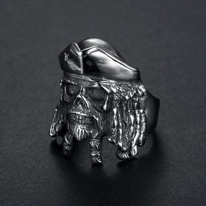 Nordic Viking skull ring for men in vintage silver punk style with pirate captain details