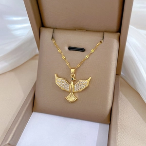 Bird Pendant Necklace Titanium Steel Chain Copper Micro Set Zirconia Sparkling Elegant Jewelry For Women