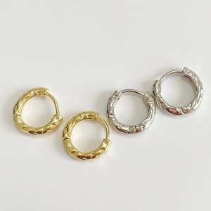 Minimalist S925 sterling silver hoop earrings with hammered lava texture in gold and silver