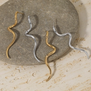 Minimalist 316 Stainless Steel Curved Line Earrings Long Wavy S-Shape Twisted Snake Design Fashion Jewelry For Women