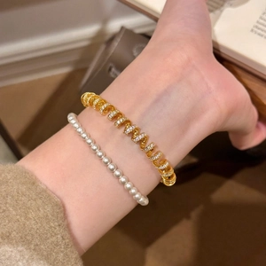 18K gold plated twisted zircon spring bracelet with white pearl beaded jewelry set for women