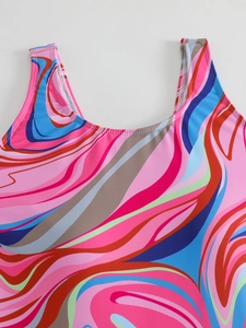 Maillot de bain une pièce modeste pour femmes avec imprimé fluide rose et larges bretelles