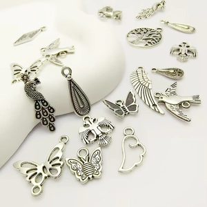 Antik Silber Legierung Charms Anhänger Schmetterling Pfau Flügel Einhorn Tierformen Retro Stil Für DIY Schmuckherstellung