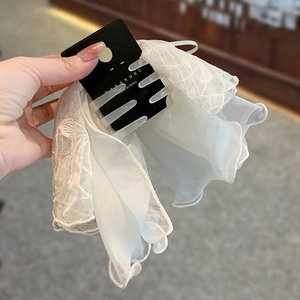 Pince à cheveux élégante en dentelle et organza beige au style romantique coréen