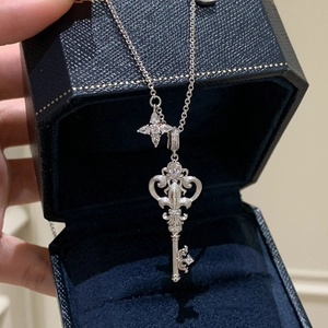 Luxury Stainless Steel Key Star Pendant Necklace With Rhinestone For Women Vintage Clavicle Chain Fashion Jewelry Accessory
