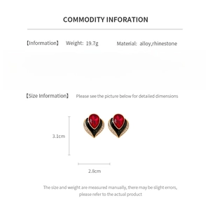 Detailed size and material chart for vintage rhinestone heart earrings in alloy