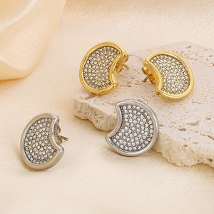 Fashion 18k gold crescent moon stud earrings with sparkling pave cubic zirconia crystals