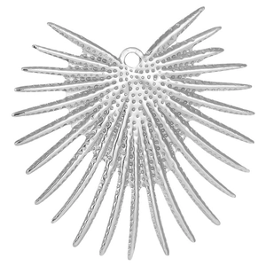 304 stainless steel heart-shaped thorn pendant with radiating spikes on white background