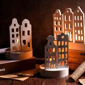 Portacandele a forma di casa del canale europeo in ceramica bianca per decorazioni