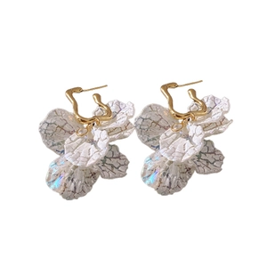 Sweet acrylic pleated flower earrings with gold-plated hooks in white iridescent finish