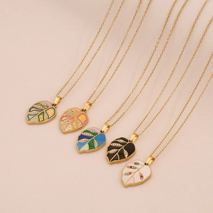 Leaf Pendant Necklace For Women Stainless Steel Enamel Rhinestone Fashion Clavicle Chain Jewelry Accessory