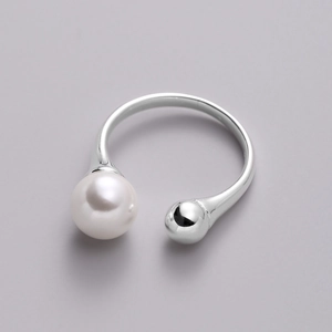 Minimalist S925 sterling silver open ring featuring a white pearl and metal ball