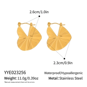 Waterproof gold heart fan earrings in stainless steel with size and weight specs