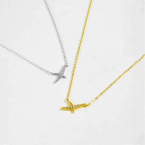 S925 sterling silver necklaces with zircon-paved star pendants in gold and silver finish