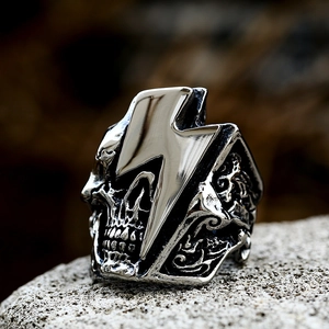 Vintage punk skull ring in silver titanium steel with lightning design on stone