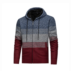 Cardigan da uomo con cappuccio, strisce sfumate blu grigio rosso e chiusura a zip