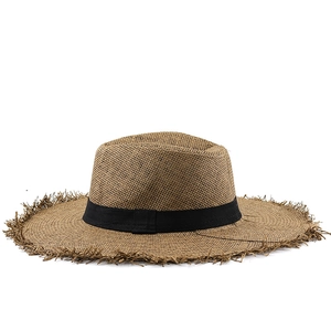 Chapeau de paille jazz avec bords effilochés et ruban noir pour protection solaire