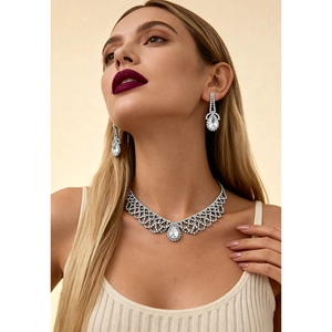 Luxurious two-piece diamond mesh waterdrop pendant necklace and earrings jewelry set