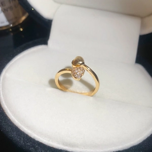 18k gold plated open heart ring with sparkling zircon in a jewelry box