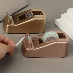 Nordischer Klebebandabroller in Roségold mit ergonomischem Design für Büro und Verpackung