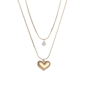 Collana a doppio strato placcata oro 18K con ciondolo a cuore pieno e dettaglio in zircone