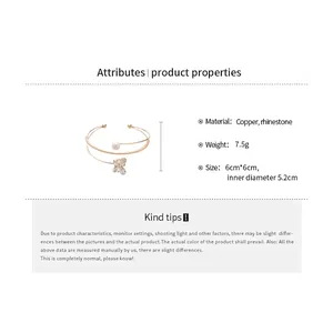 Detailed size specifications of the triple flower pearl open bracelet with dimensions