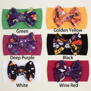 Set di 6 fasce per neonati a tema Halloween con stampe di zucca e fiocchi grandi