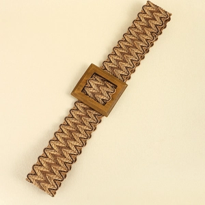 Women's woven belt with beige herringbone pattern and square wooden buckle detail