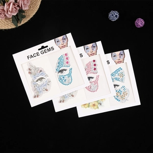 Bijoux de visage artistiques avec papillons, strass colorés et perles pour fêtes et festivals