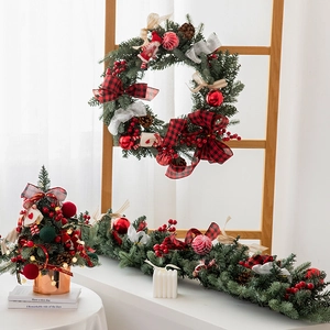 135cm Christmas garland and wreath set with pine cones and red berries for festive home decor