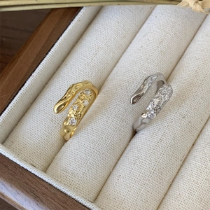 Minimalist 925 sterling silver hammered rings with zircon stones in gold and silver