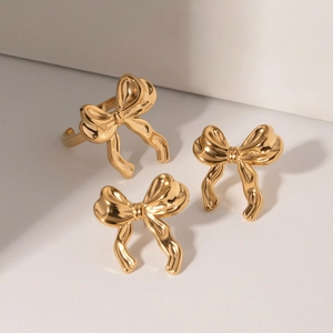 Ensemble bague et boucles d'oreilles nœud en acier inoxydable plaqué or 18k
