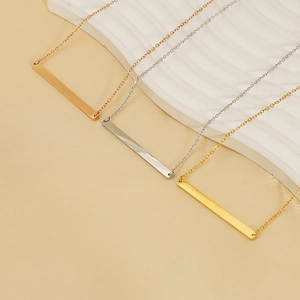 Colliers barre minimalistes en acier inoxydable en finitions or, argent et rose