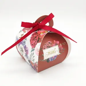 Detail of 50 pieces pack European style wedding candy boxes with floral pattern