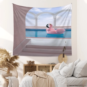 Detaillierter surrealistischer Wandteppich mit Flamingos in einem modernen Schlafzimmer