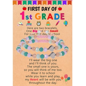 Ensemble de Bracelets en Perles de Cristal Rentrée Scolaire pour Enfants Pendentif Cœur Bracelet d'Amitié Réglable avec Cartes