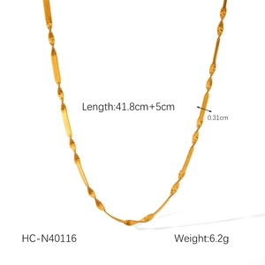 Detailed view of 18K gold plated herringbone chain with width and length measurements