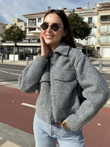 Veste courte grise en tweed pour femme en laine avec fermeture éclair au style décontracté