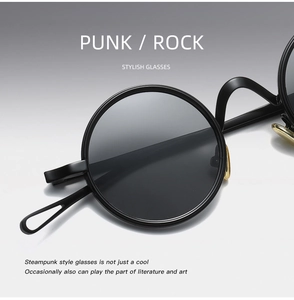 Nahaufnahme der Steampunk Sonnenbrille mit schwarzem Rahmen und goldenen Nasenpads