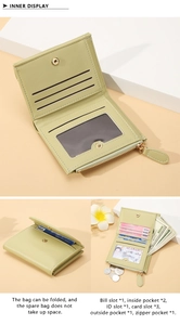 Detalle de la cartera verde claro con ranuras para tarjetas y bolsillo para monedas