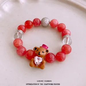 Bracelet à perles avec pendentif ours, pierres roses et cœur étincelant pour femmes